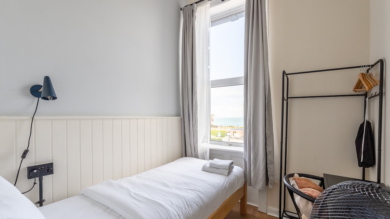 Single with Sea View